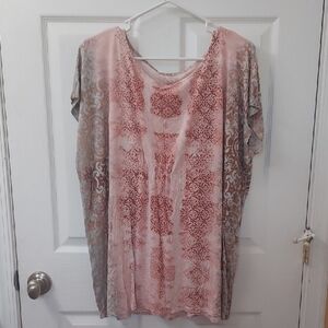 Maternity Pink and Gray Patterned Top
